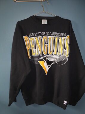 LOGO 7 | VINTAGE | PITTSBURGH PENGUINS Crewneck Sweatshirt